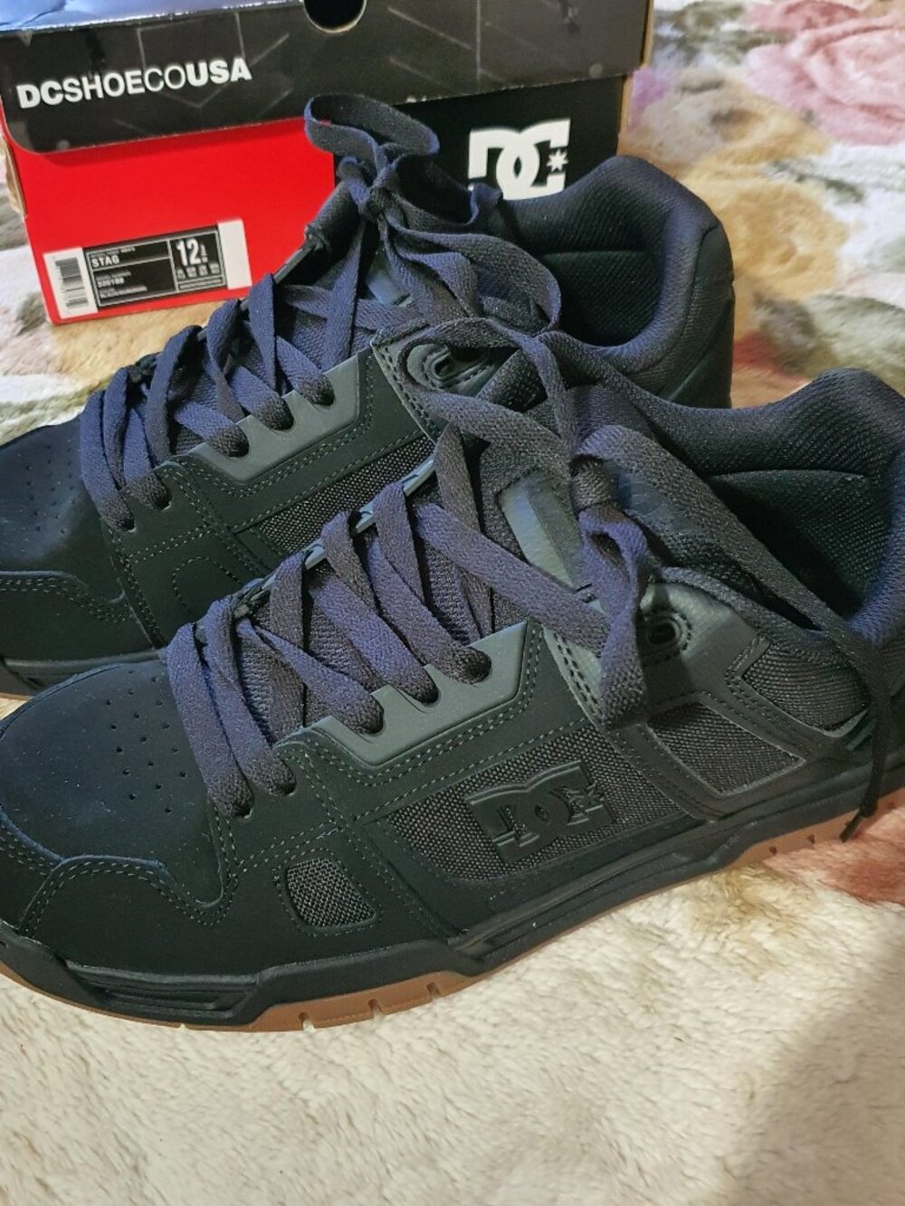 DC Shoes Stag Mens Skate Sneakers in Black Gum - 12.5 US